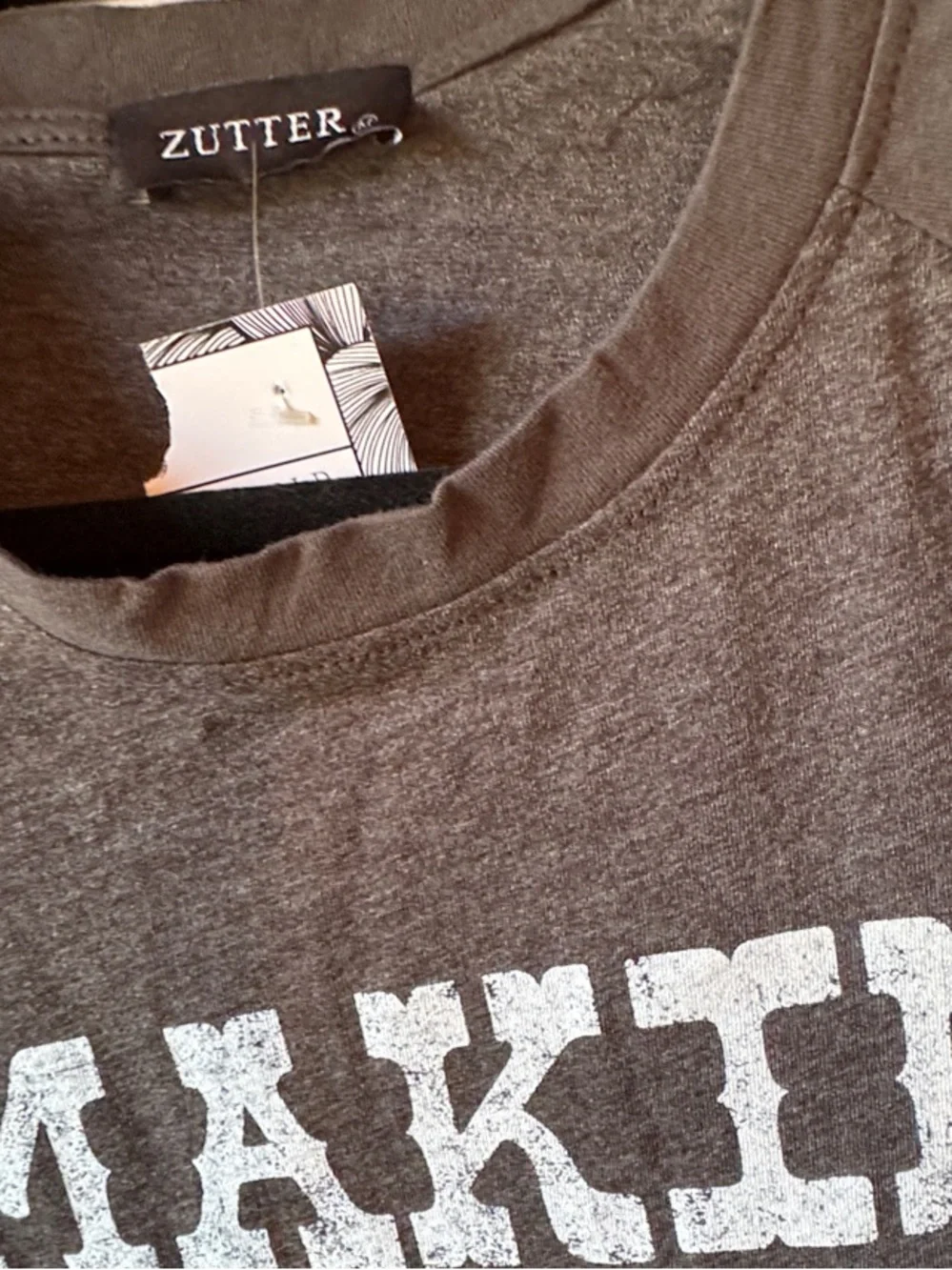 Zutter Charcoal 'Makin' Cowboys Cry' Long-Sleeve Crop Top - Picture 3 of 5